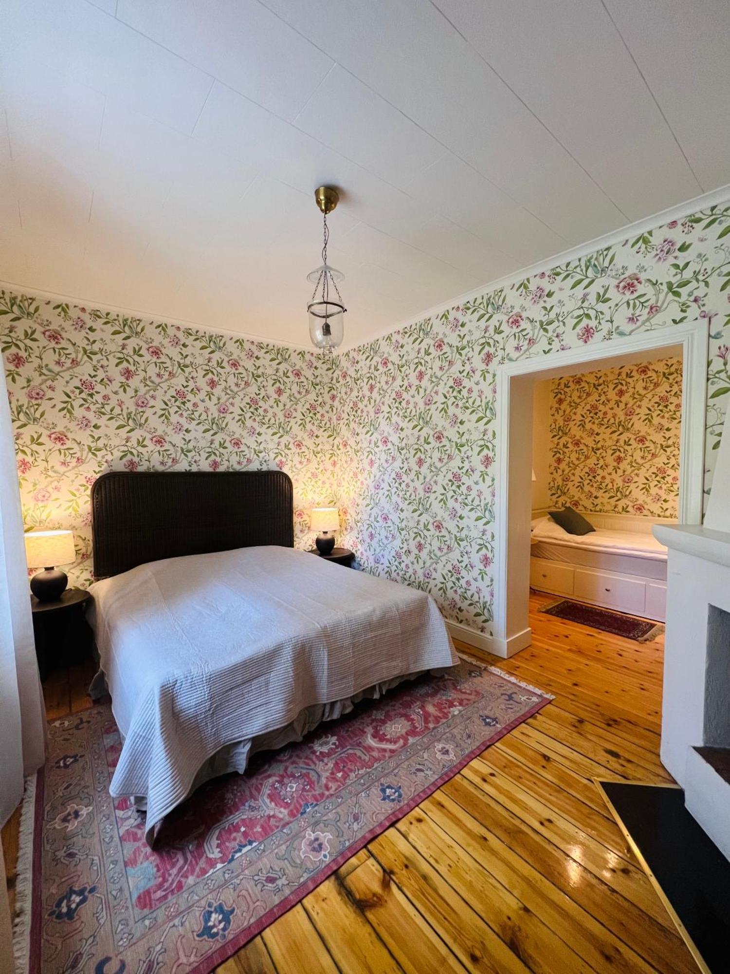 Stegeborg Traedgardshotell Buitenkant foto