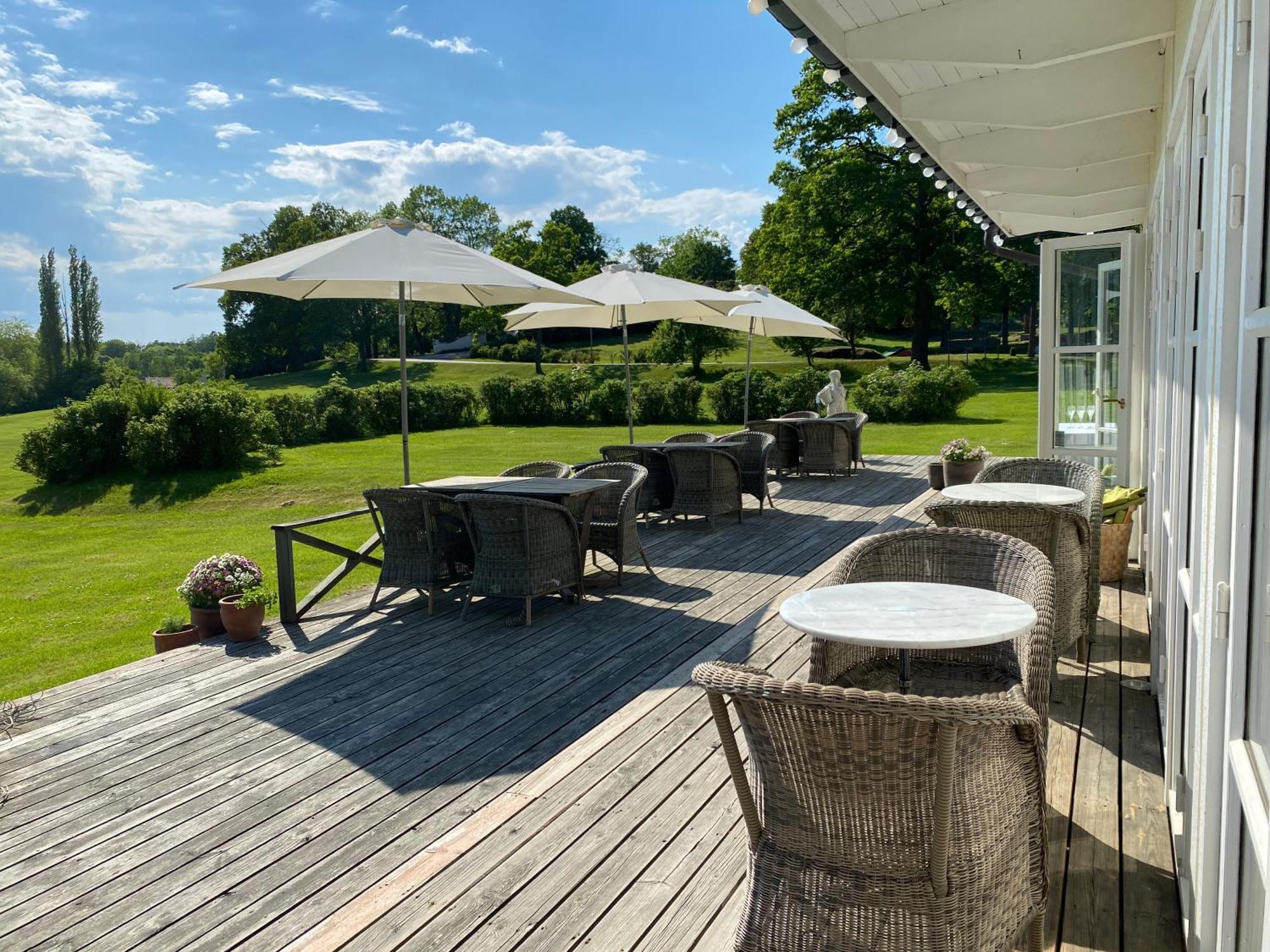 Stegeborg Traedgardshotell Buitenkant foto